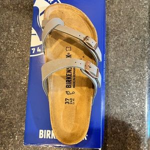 Womens Mayari Birkenstock- Color Stone, Size 6